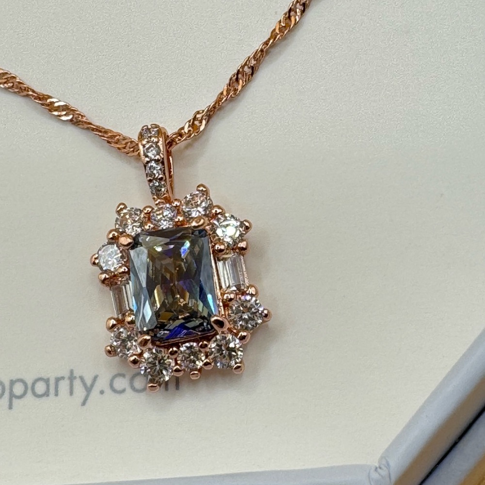 Bomb Party Rose Gold Necklace – Blue Rainbow Topaz